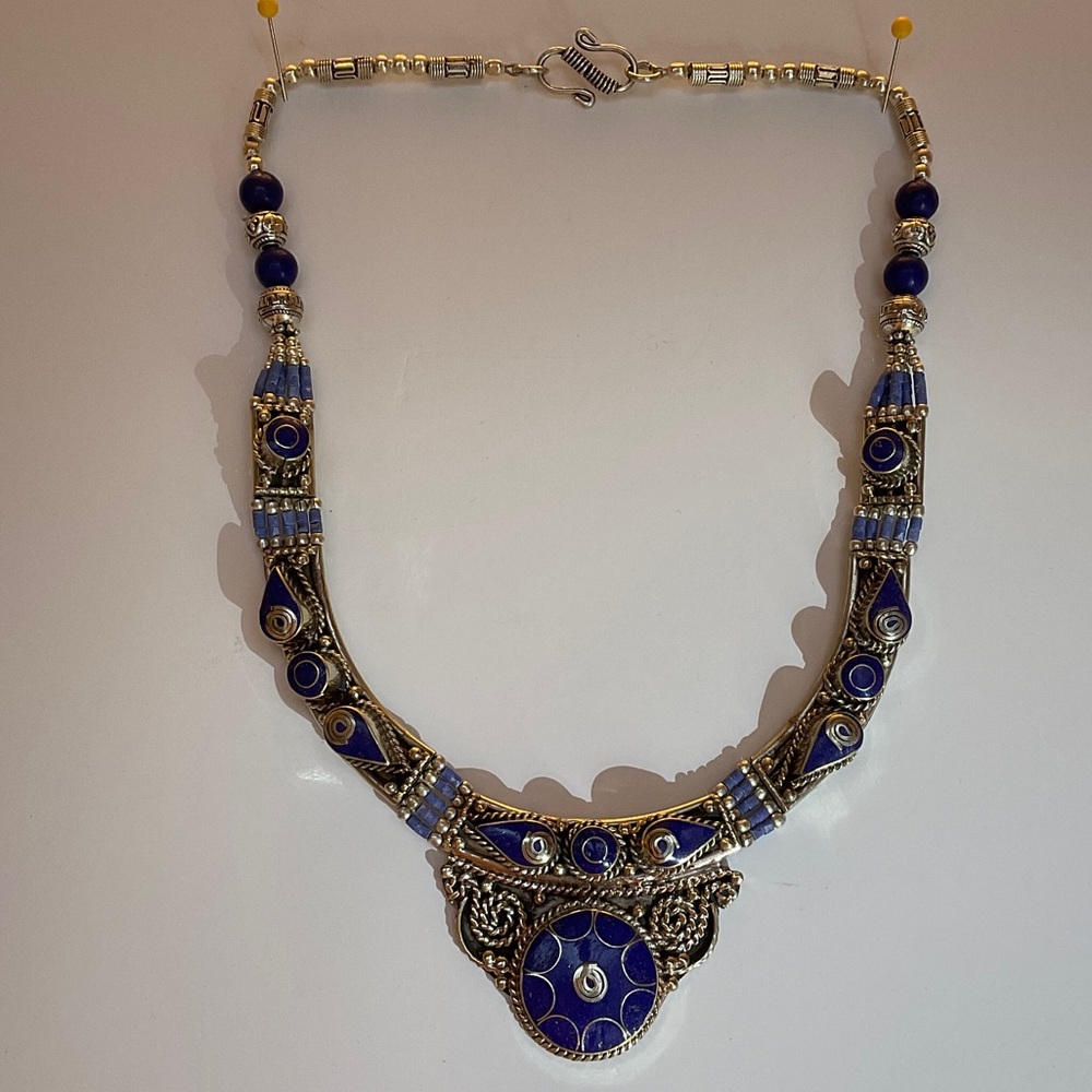 NWOT TIBETAN SILVER HANDCRAFTED BEADED NECKLACE - Picture 3 of 11